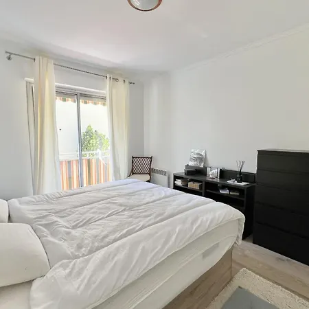 Apartment For 2 With Balcony - Near Park Vallauris